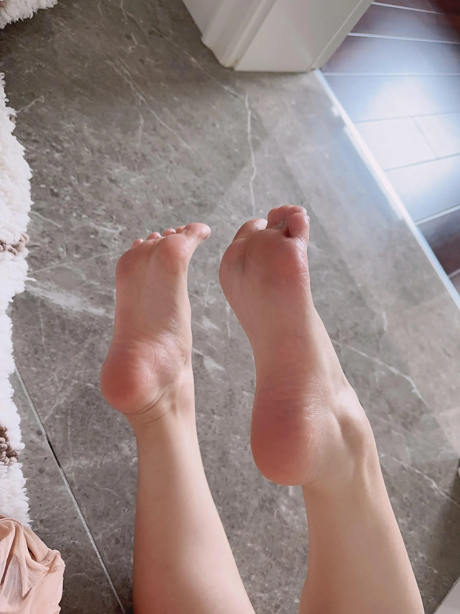 陈妮妮UNI – NO.51 美足艺术 [51P]插图8